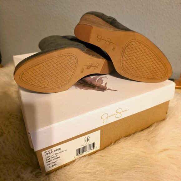 🎁 NWT Jessica Simpson Charee Cast Iron Gray Suede Inside Zipper Booties 6.5 - Picture 3 of 4